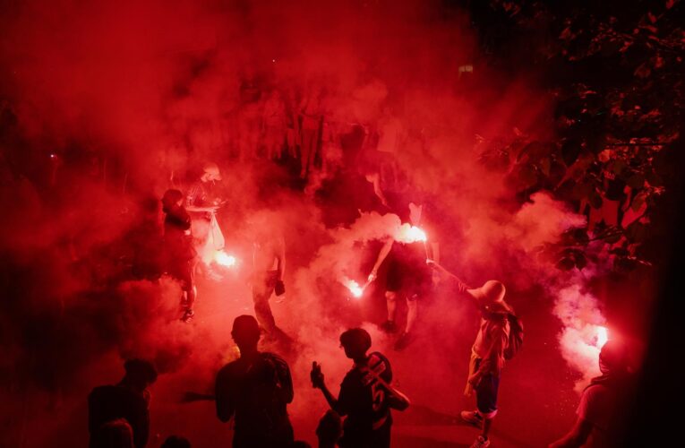 Asciende a tres el número de muertes en celebraciones por victoria del PSG